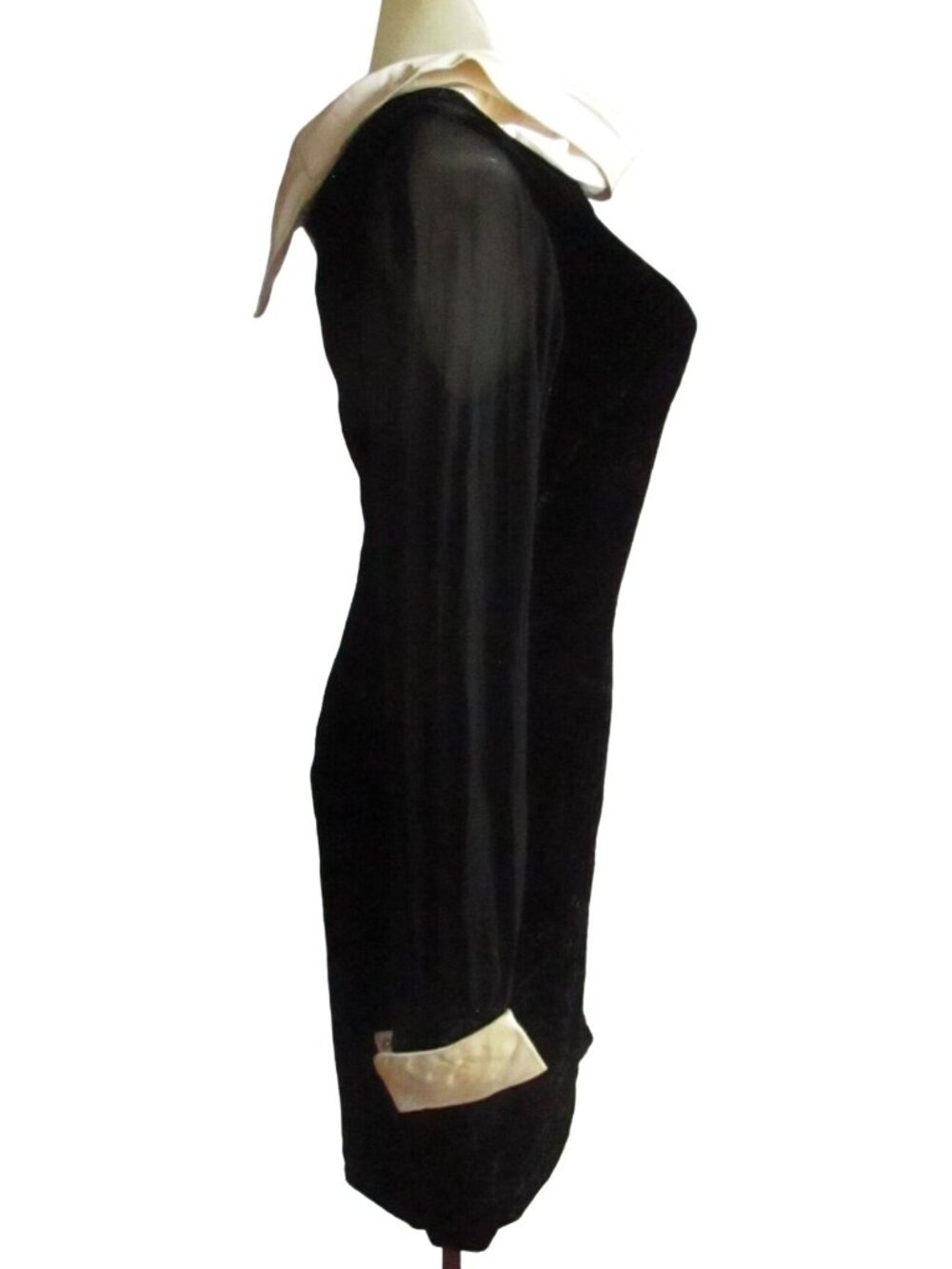 True Vintage Dress 6 1960's Crushed Velvet Sheer Sleeve Mod Funeral Veruca S